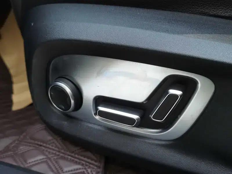 Lynk & Co 01 2019 2.0T 2WD Pro Edition (China VI Emission Standard) — миниатюра 15