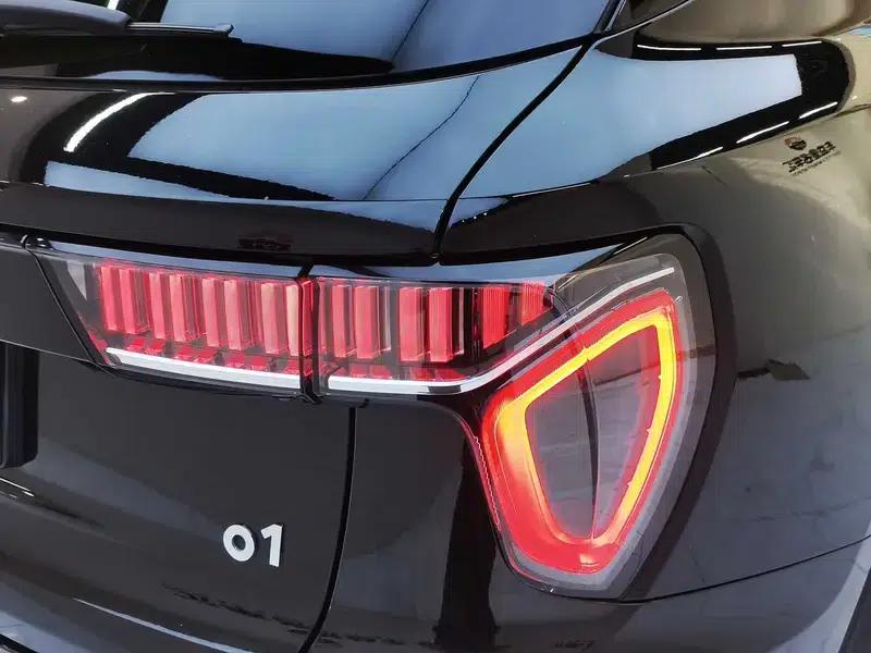 Lynk & Co 01 2019 2.0T 2WD Pro Edition (China VI Emission Standard) — миниатюра 10