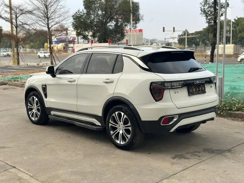 Lynk & Co 01 2019 2.0T 2WD Pro Edition (China VI Emission Standard) — миниатюра 4
