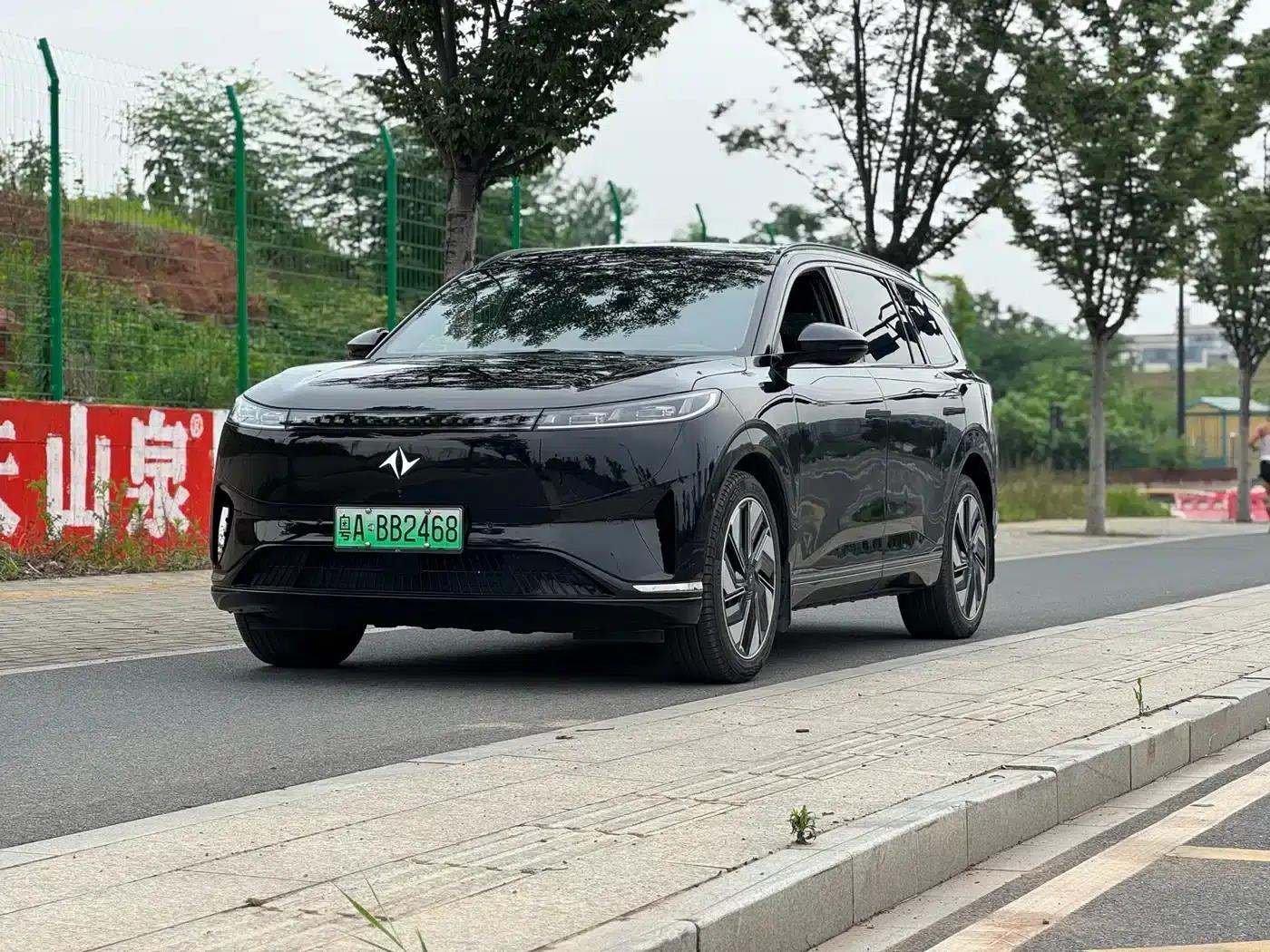 eπ008 2025 636Ultra Pure Electric Version 5-Seater — миниатюра 1