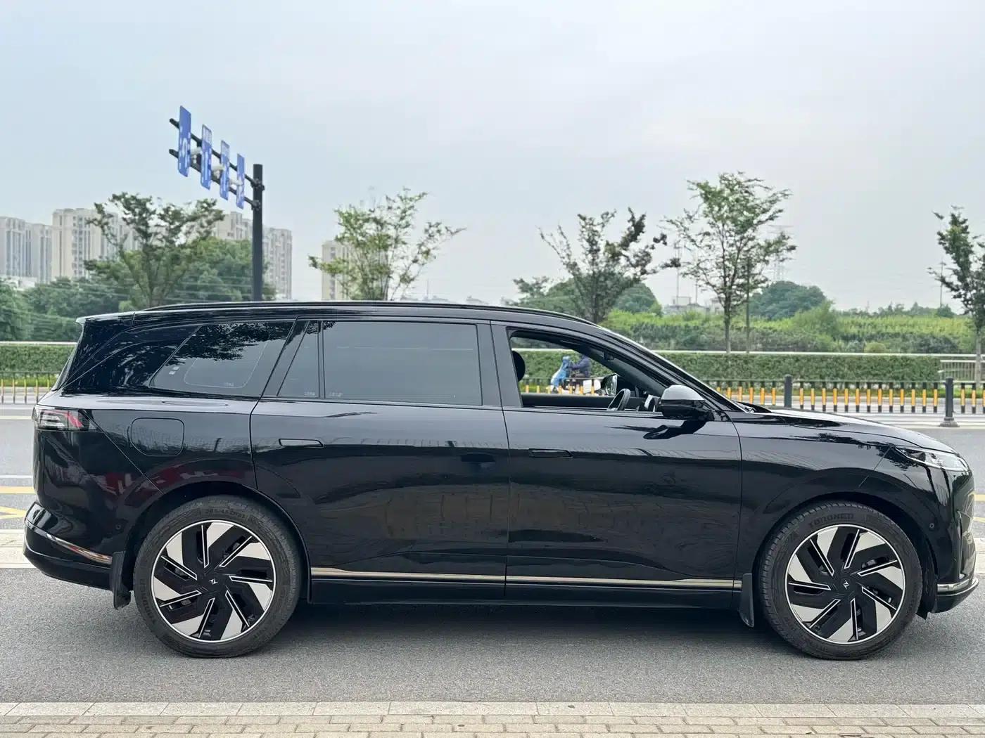 eπ008 2025 636Ultra Pure Electric Version 5-Seater — миниатюра 8
