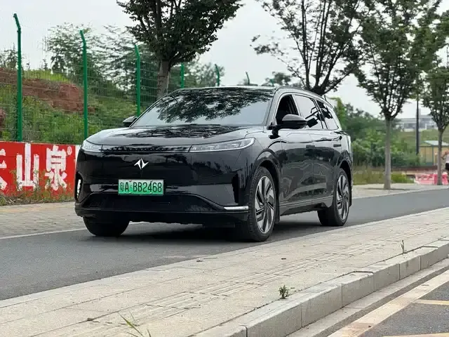 eπ008 2025 636Ultra Pure Electric Version 5-Seater