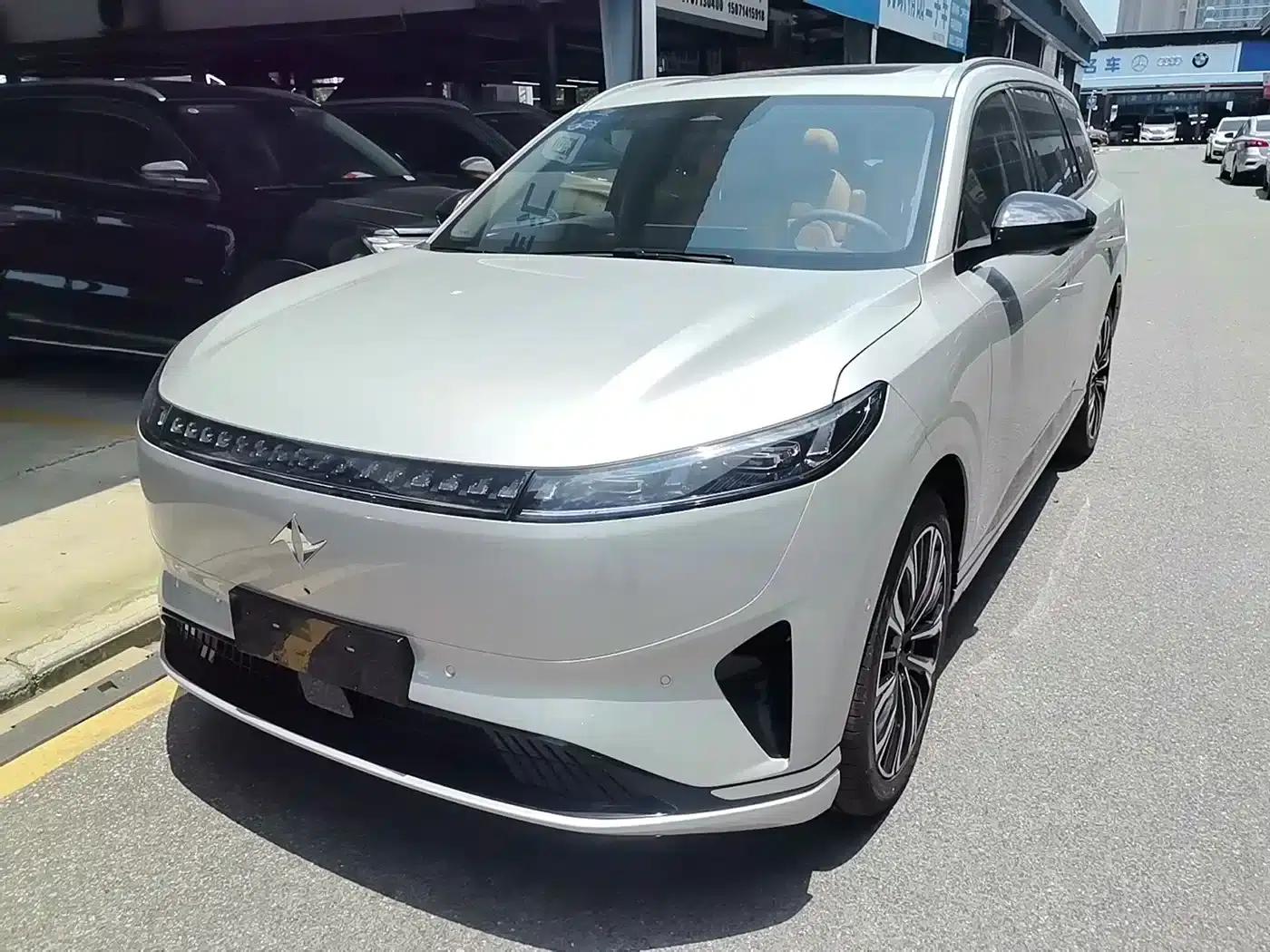 eπ008 2026 Model Six-Seat Extended Range Family Edition — миниатюра 1