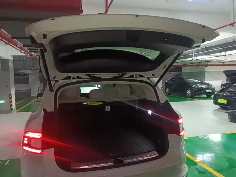 Zeekr 8X 2026 Model Ultra+ Edition 70kWh — миниатюра 22