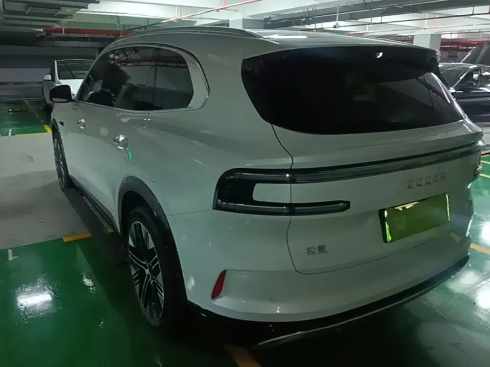 Zeekr 8X 2026 Model Ultra+ Edition 70kWh — миниатюра 4