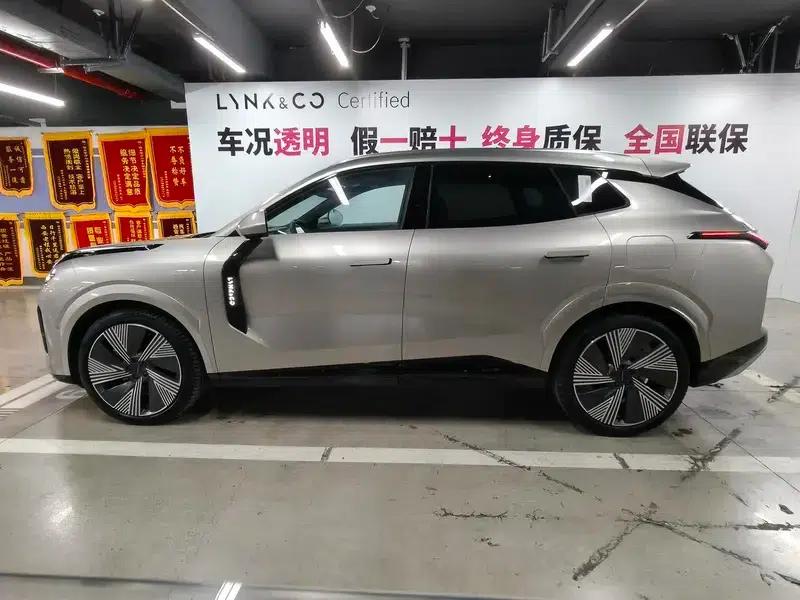 Lynk & Co 08 EM-P 2023 Model, 120km Long Range Halo — миниатюра 4