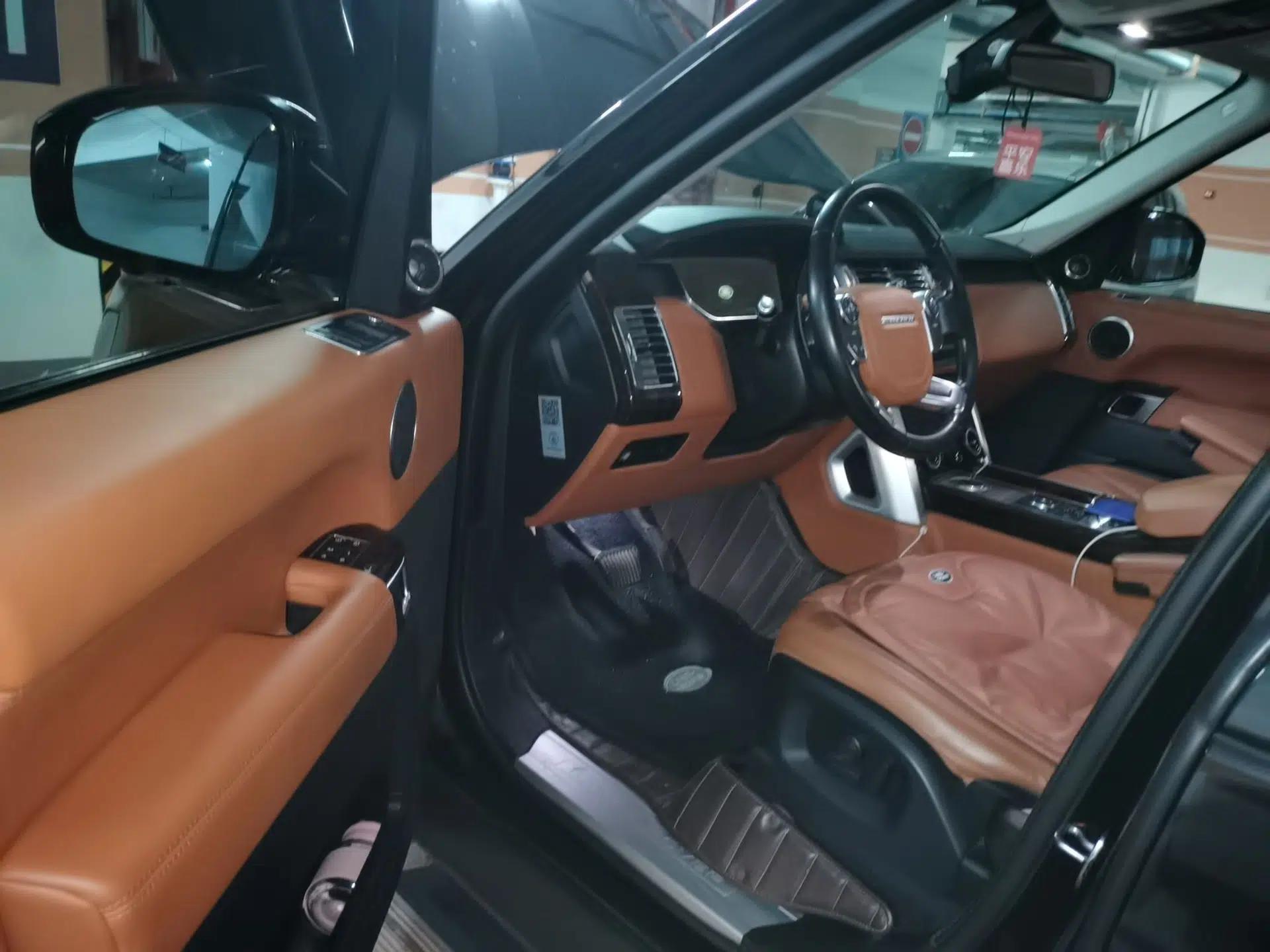 Land Rover Range Vogue 2015 3.0 TDV6 Vogue — миниатюра 16