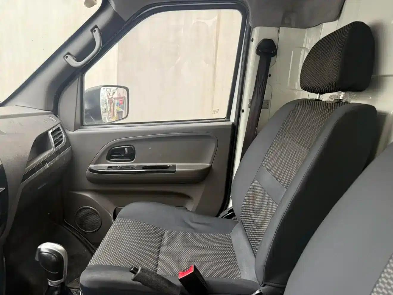 EM26 2023 High-Spec Model, 41.86kWh, CATL — миниатюра 2
