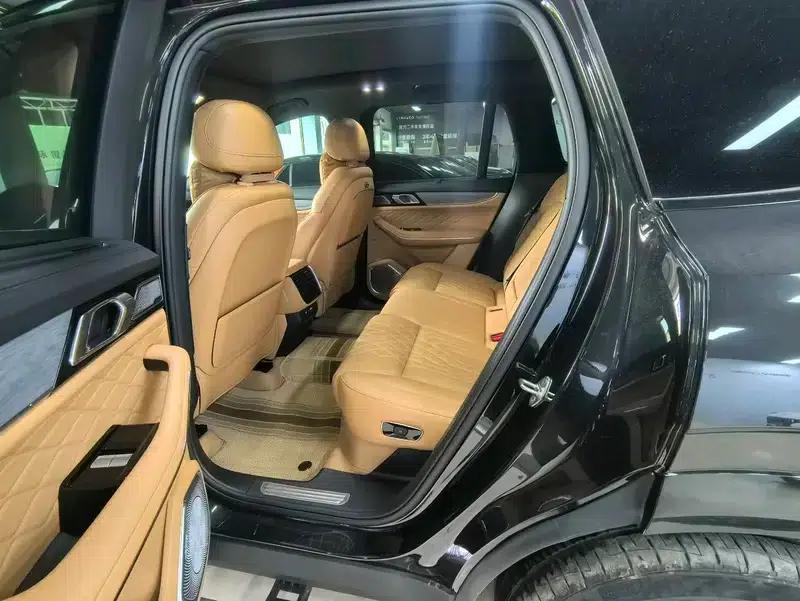 Lynk & Co 09 2026 2.0T AWD Explorer Edition Ultra — миниатюра 12