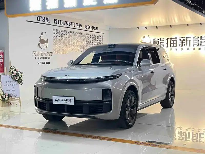 Li Auto L9 2022 Max Edition — миниатюра 1