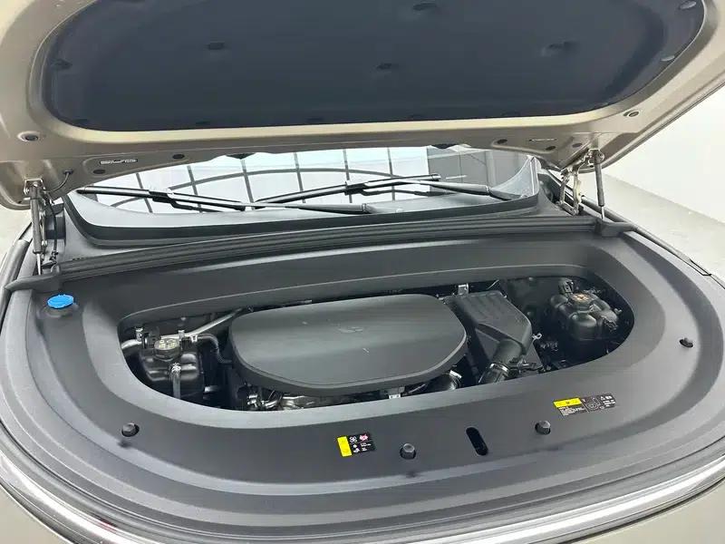 Li Auto L9 2026 Livis — миниатюра 7