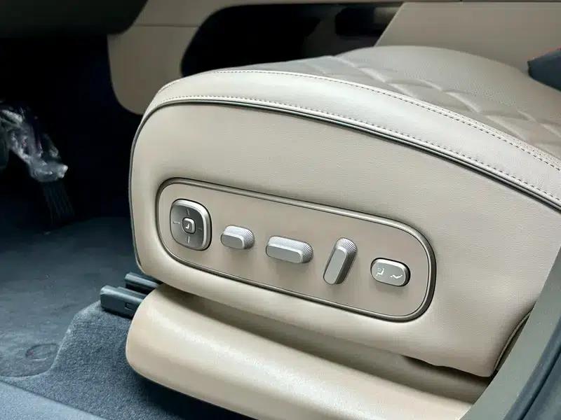 Li Auto L9 2026 Livis — миниатюра 10