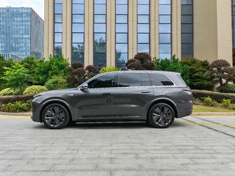Li Auto L9 2022 Max Edition — миниатюра 4
