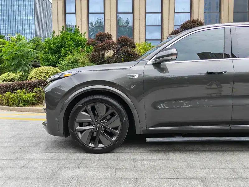 Li Auto L9 2022 Max Edition — миниатюра 8
