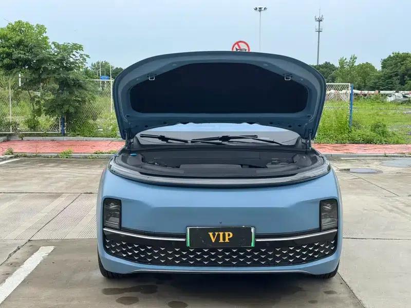 Li Auto L9 2022 Max Edition — миниатюра 14