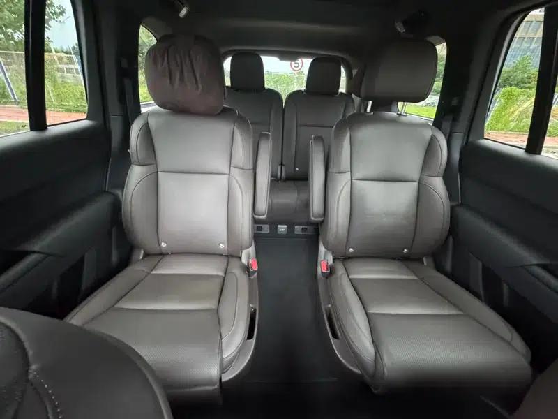 Li Auto L9 2022 Max Edition — миниатюра 21