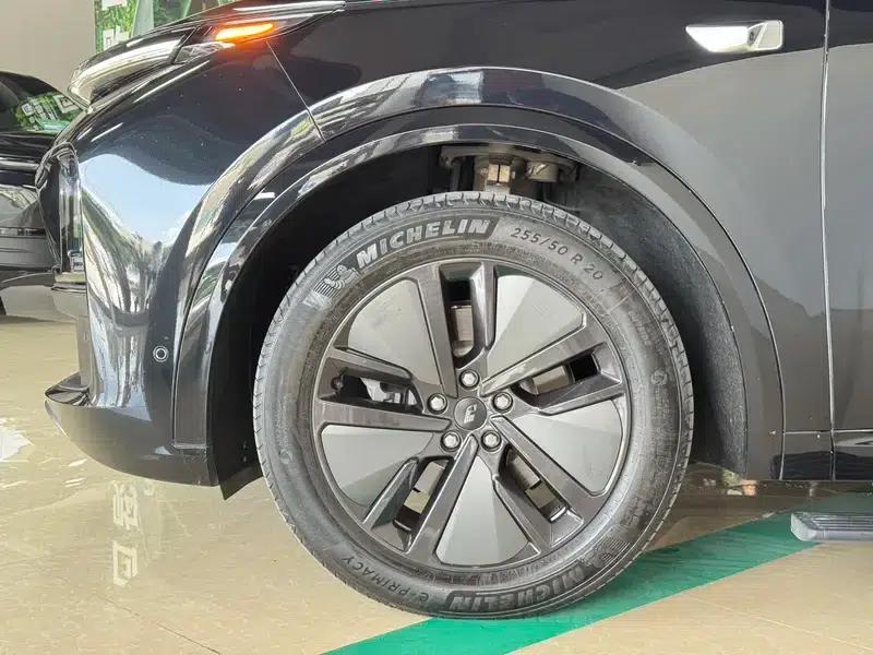 Li Auto L8 2024 Pro Edition — миниатюра 8