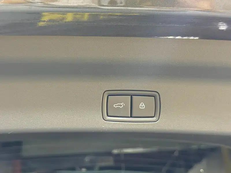 Li Auto L8 2023 Max Edition — миниатюра 26