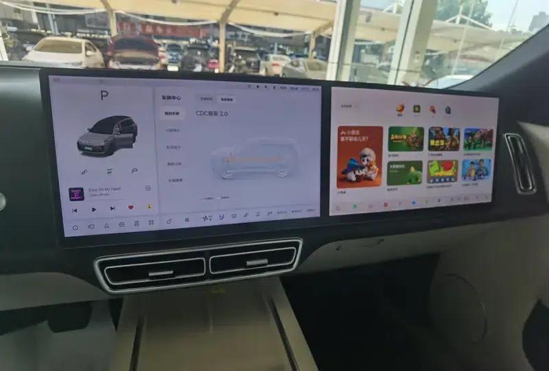 Li Auto L8 2023 Air Edition — миниатюра 10