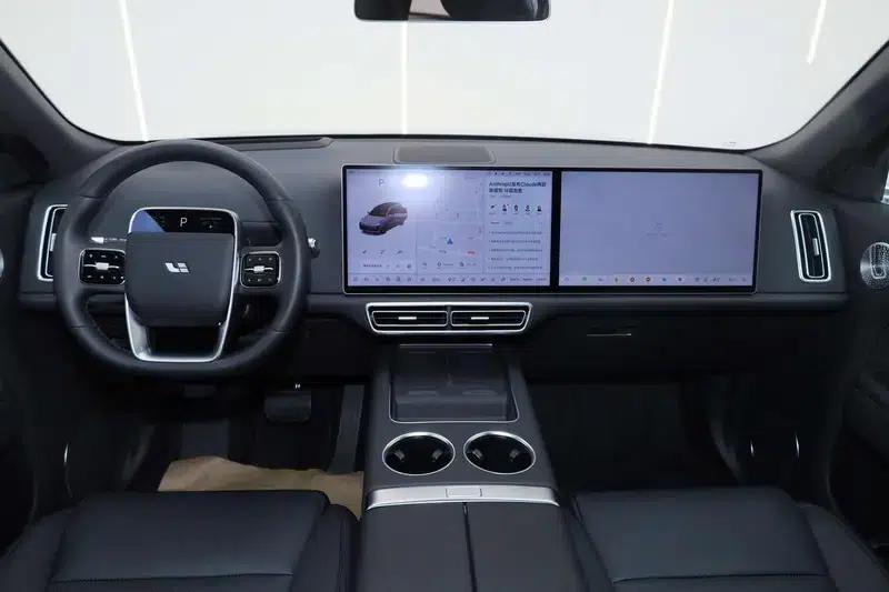 Li Auto L8 2025 Ultra Intelligent Renewal Edition — миниатюра 18