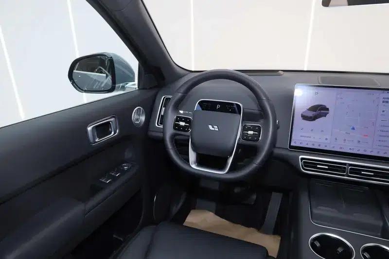 Li Auto L8 2025 Ultra Intelligent Renewal Edition — миниатюра 23