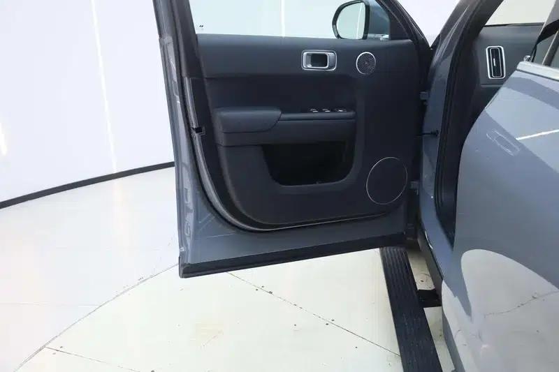 Li Auto L8 2025 Ultra Intelligent Renewal Edition — миниатюра 31