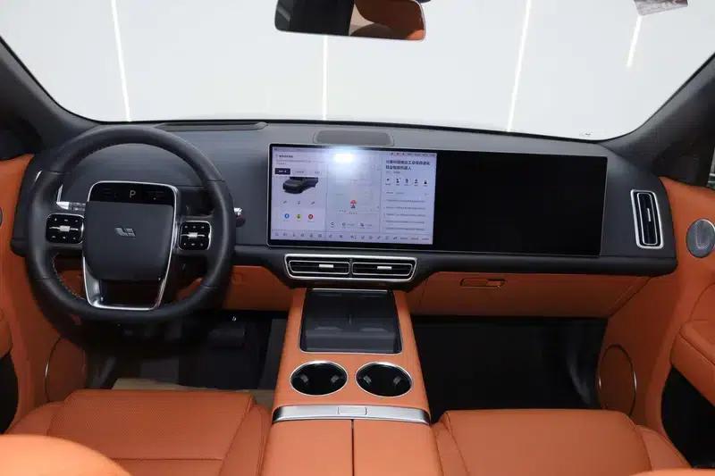 Li Auto L8 2025 Max Smart Renewal Edition — миниатюра 20