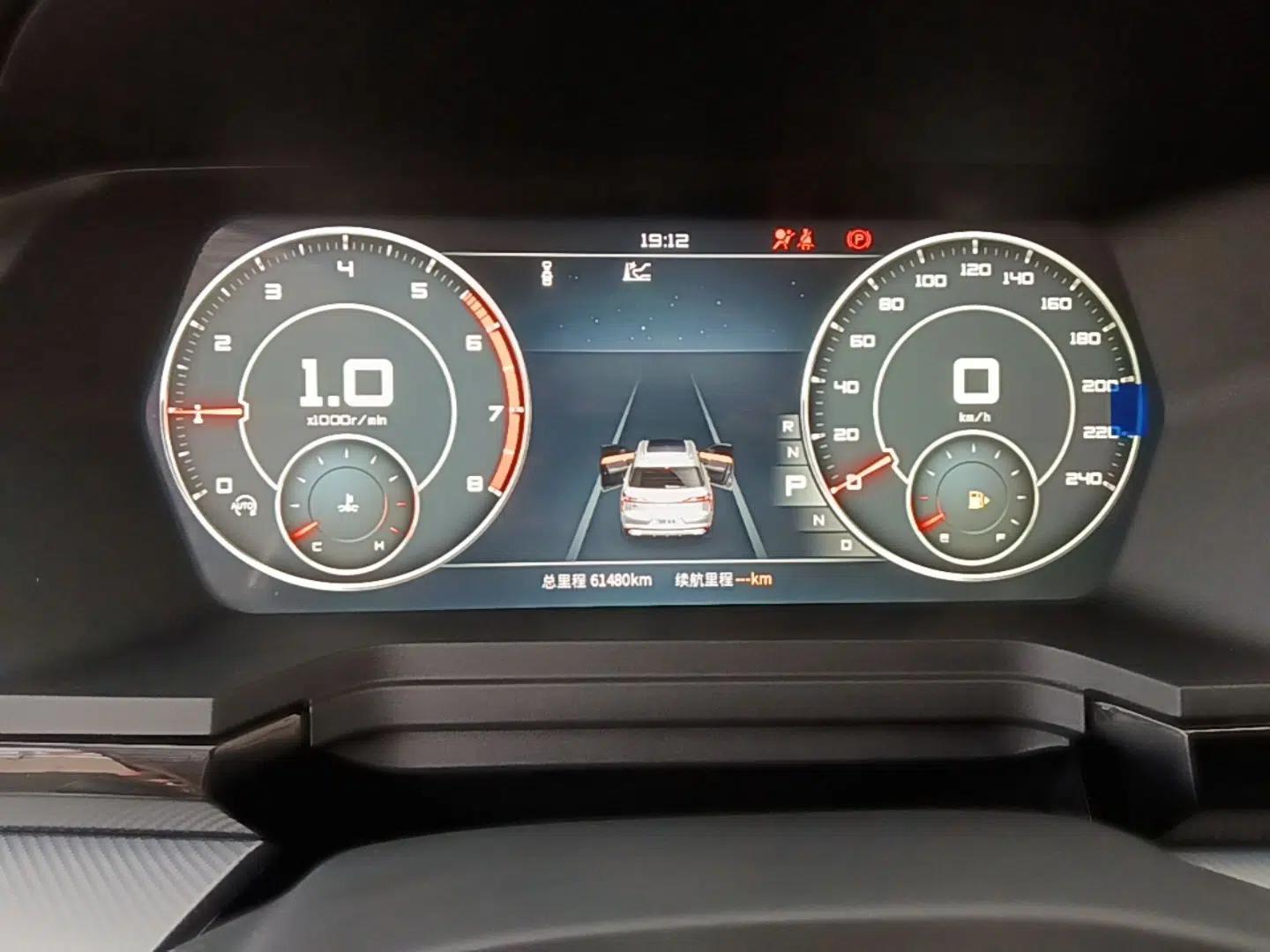 Venucia Star 2021 260T Automatic 48V Mild Hybrid Turbocharged Star Achieve Edition — миниатюра 14