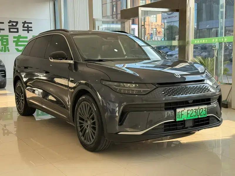 Leapmotor C11 2023 Range Extended Electric 285 Smart Edition — миниатюра 3