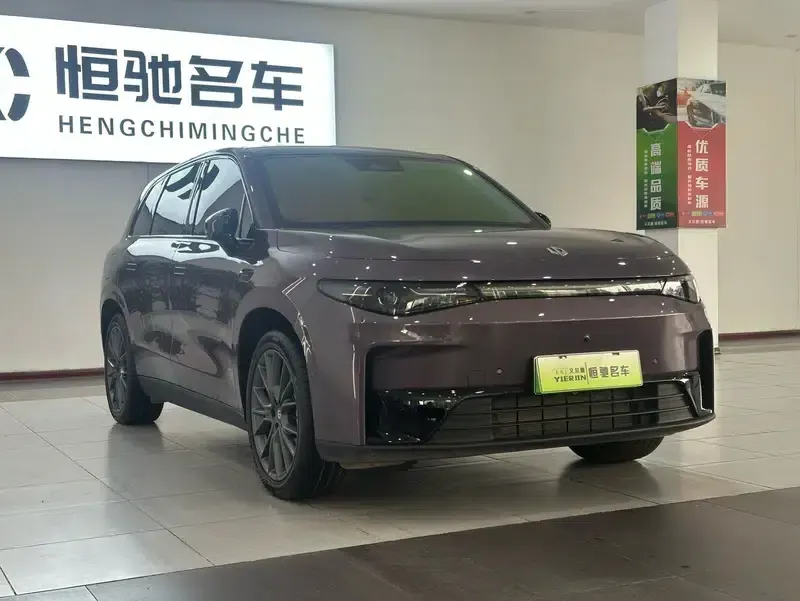 Leapmotor C10 2026 Range Extended Electric 210 Enjoy Edition — миниатюра 3