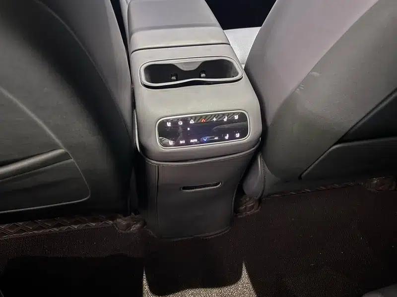 Leapmotor C16 2024 Pure Electric Version 520 Premium Edition — миниатюра 9
