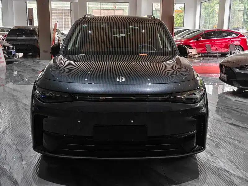 Leapmotor C16 2024 Range Extended Electric 200 Premium Edition — миниатюра 2