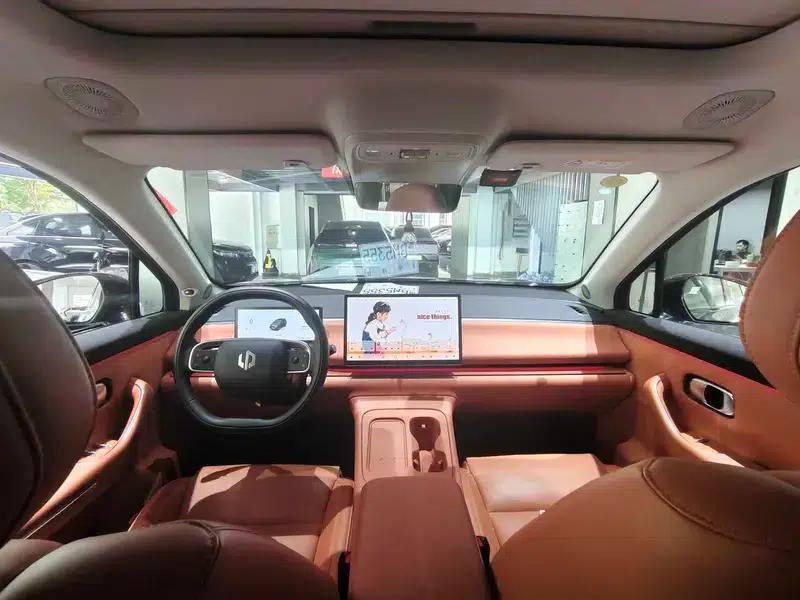 Leapmotor C16 2024 Range Extended Electric 200 Premium Edition — миниатюра 21