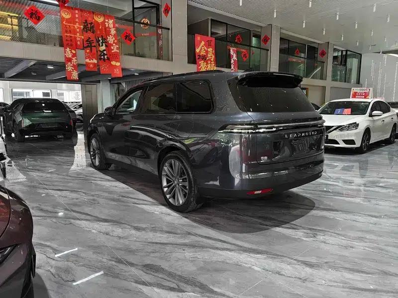 Leapmotor C16 2024 Range Extended Electric 200 Premium Edition — миниатюра 5