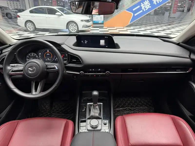 Mazda CX-30 2022 2.0L Automatic Comfort Edition — миниатюра 11
