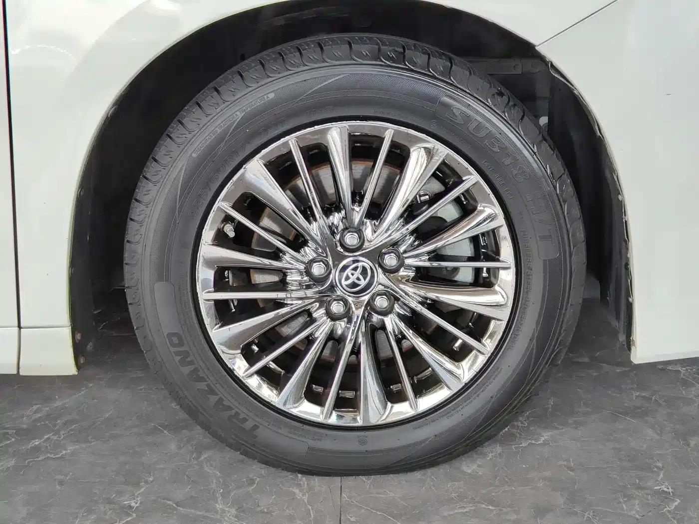 2020 Alphard Hybrid 2.5L HV Premium Edition — миниатюра 12