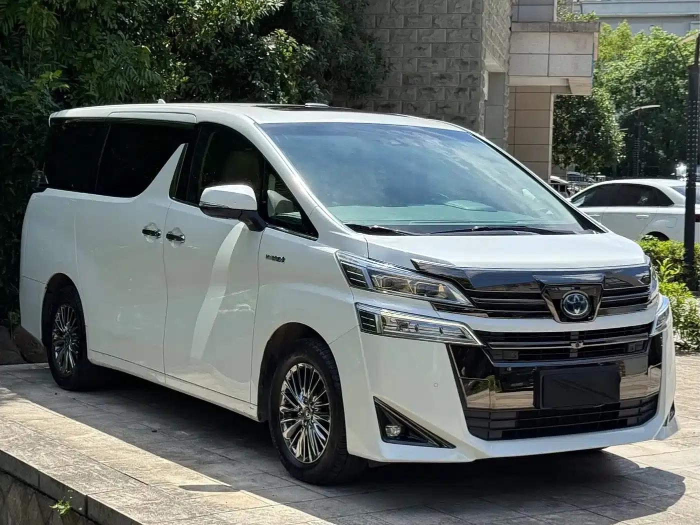 2020 Alphard Hybrid 2.5L HV Premium Edition — миниатюра 3