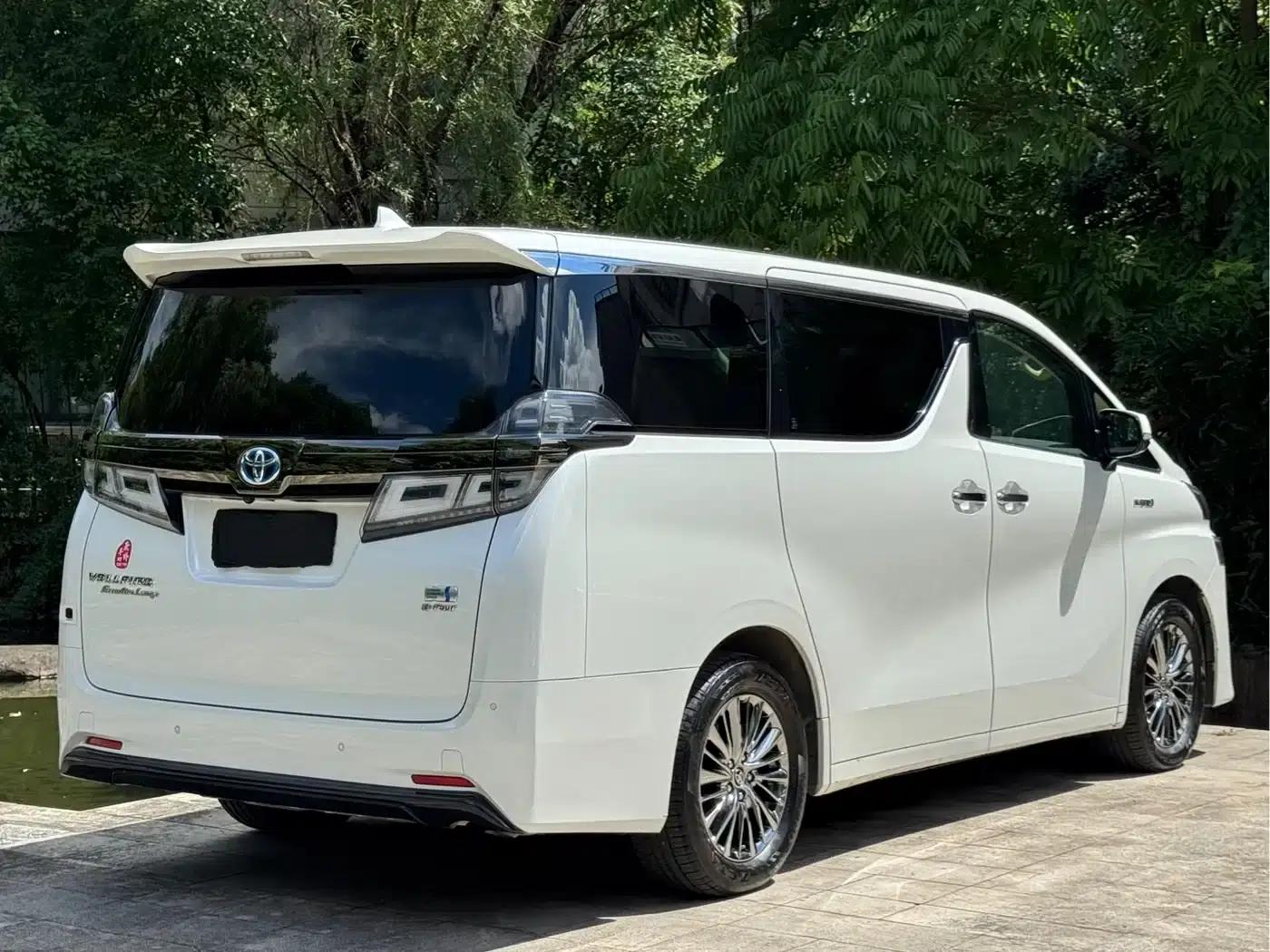 2020 Alphard Hybrid 2.5L HV Premium Edition — миниатюра 5