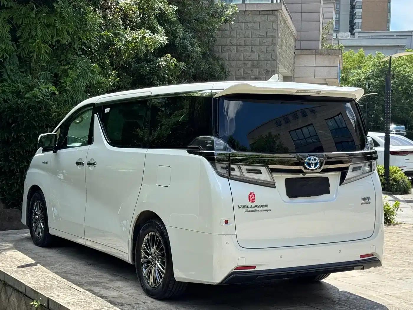 2020 Alphard Hybrid 2.5L HV Premium Edition — миниатюра 7