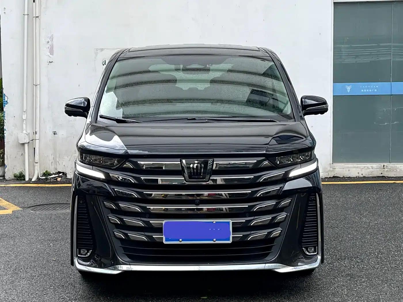 2024 Alphard Crown Hybrid 2.5L Supreme Executive Edition — миниатюра 2