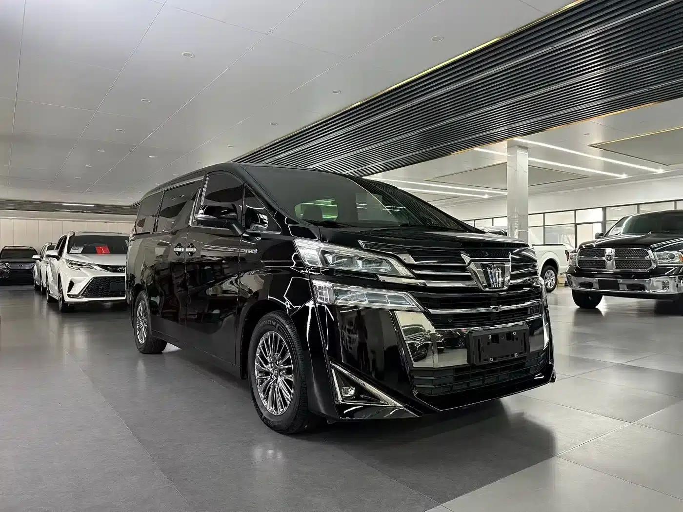 2020 Alphard Hybrid 2.5L HV Premium Edition — миниатюра 3