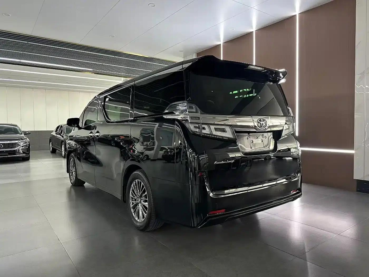 2020 Alphard Hybrid 2.5L HV Premium Edition — миниатюра 7