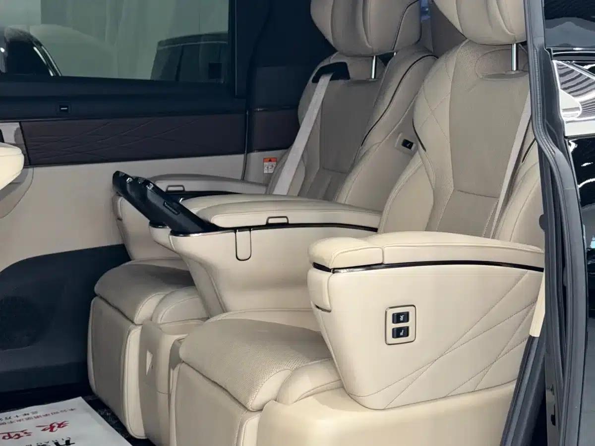 2024 Alphard Crown Hybrid 2.5L Supreme Executive Edition — миниатюра 5