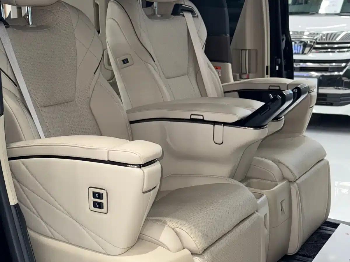 2024 Alphard Crown Hybrid 2.5L Supreme Executive Edition — миниатюра 9