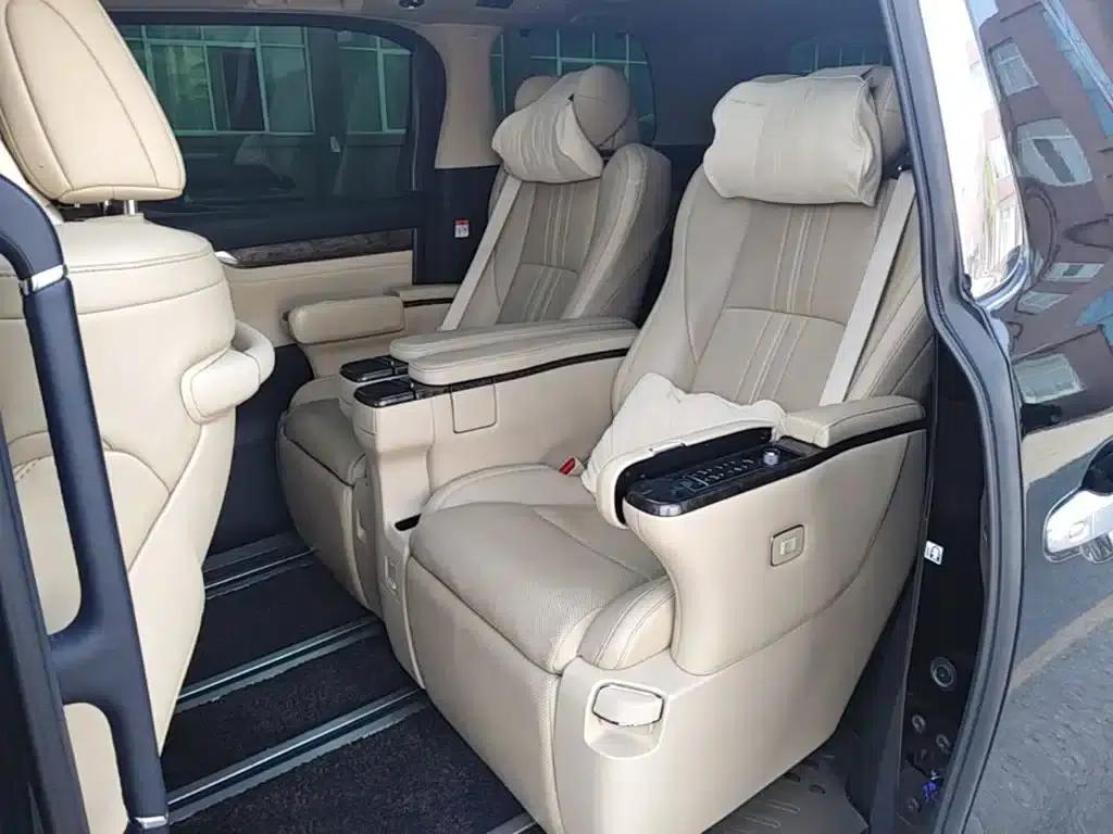 2023 Alphard Crown Hybrid 2.5L HV Premium Edition — миниатюра 17