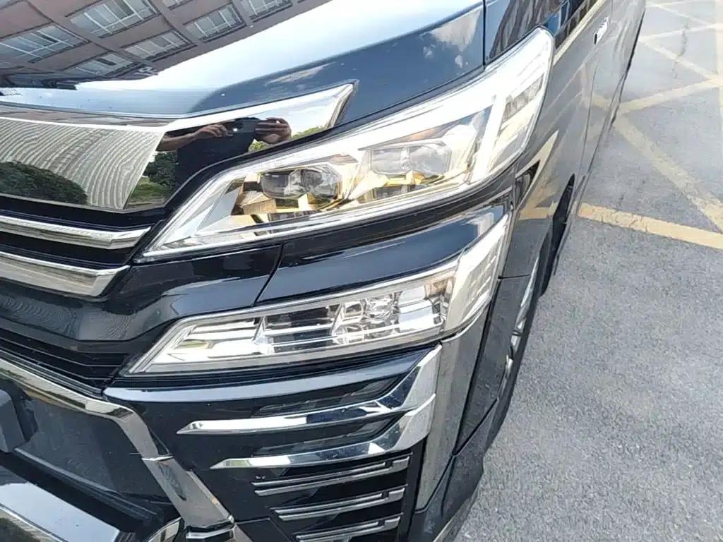 2023 Alphard Crown Hybrid 2.5L HV Premium Edition — миниатюра 24