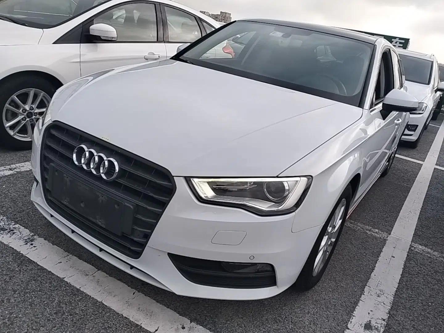 Audi A3 2016 Sportback 35 TFSI Ambition — миниатюра 1