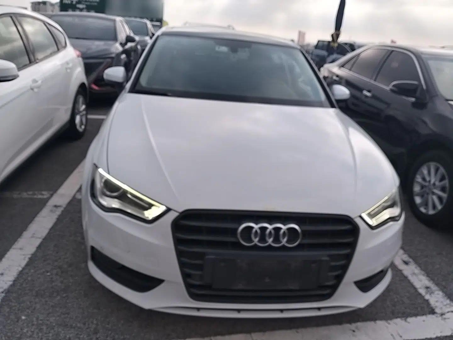 Audi A3 2016 Sportback 35 TFSI Ambition — миниатюра 2