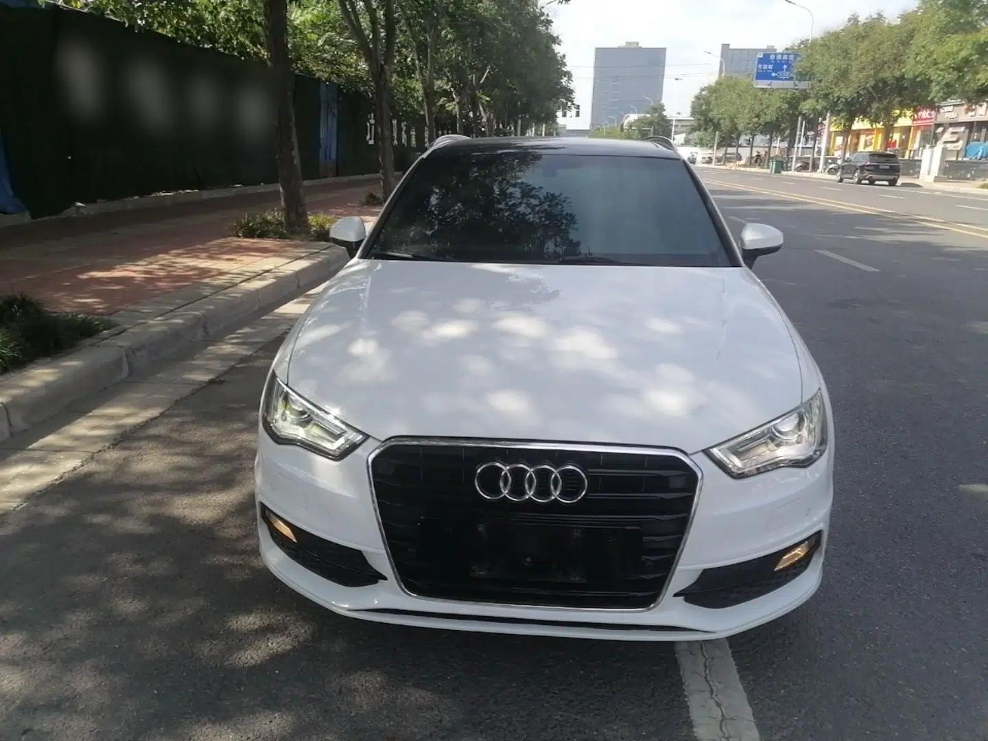 Audi A3 2015 Sportback 45 TFSI S line sports model — миниатюра 2