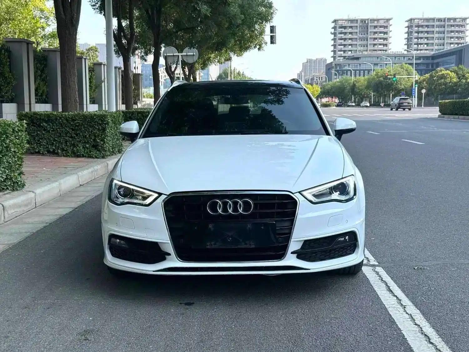 Audi A3 2015 Sportback 45 TFSI S line sports model — миниатюра 13